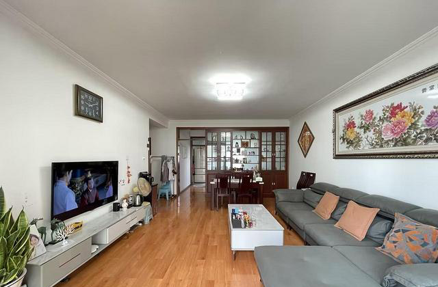 四中 江山瑞城 精装 大套三 建面122平,随时看房 四中 江山瑞城 精装 大套三 建面122平,随时看房