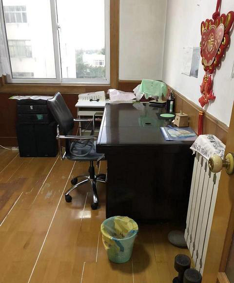 城东小区(李沧-黑龙江中路) 普通住宅 简单装修 城东小区(李沧-黑龙江中路) 普通住宅 简单装修